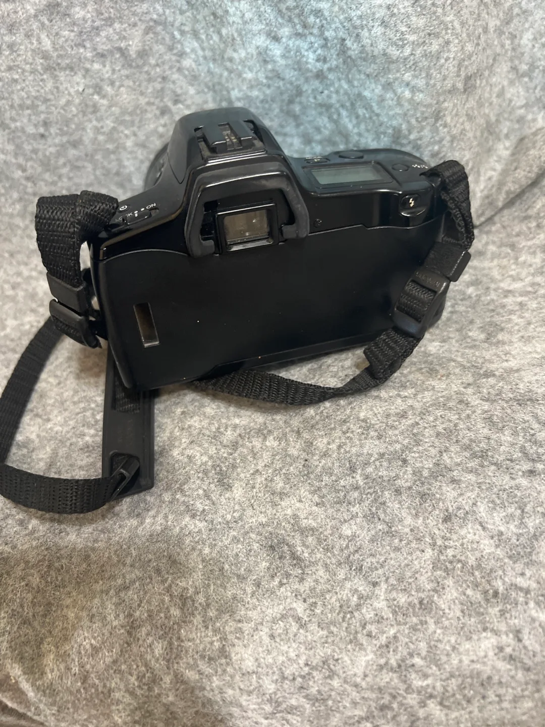 Minolta Maxxum 3xi Camera with Sigma Zoom Lens image indicator(3)