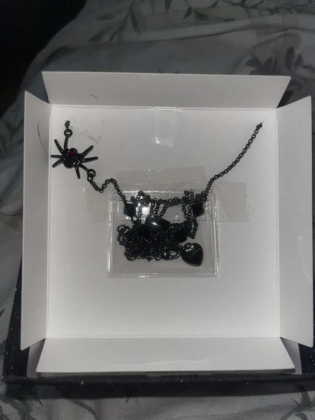 New Betsey Johnson Spider Web Necklace image indicator(7)