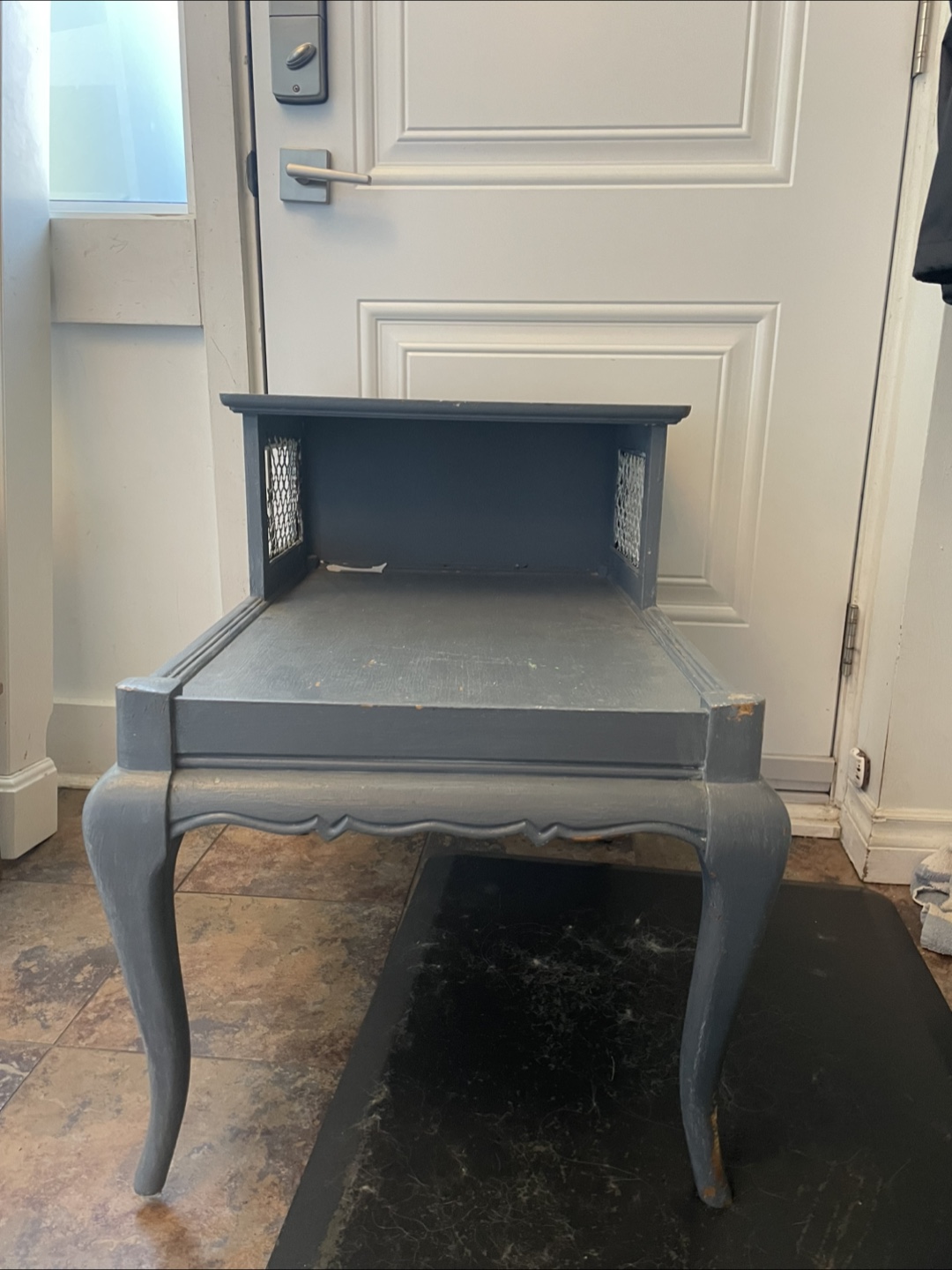 Vintage End Table - photo 3