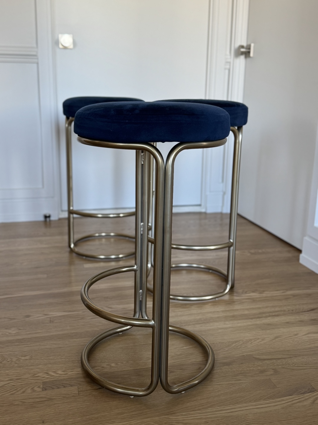 West Elm Set of 3 Navy Blue Velvet Bar Stools - photo 3