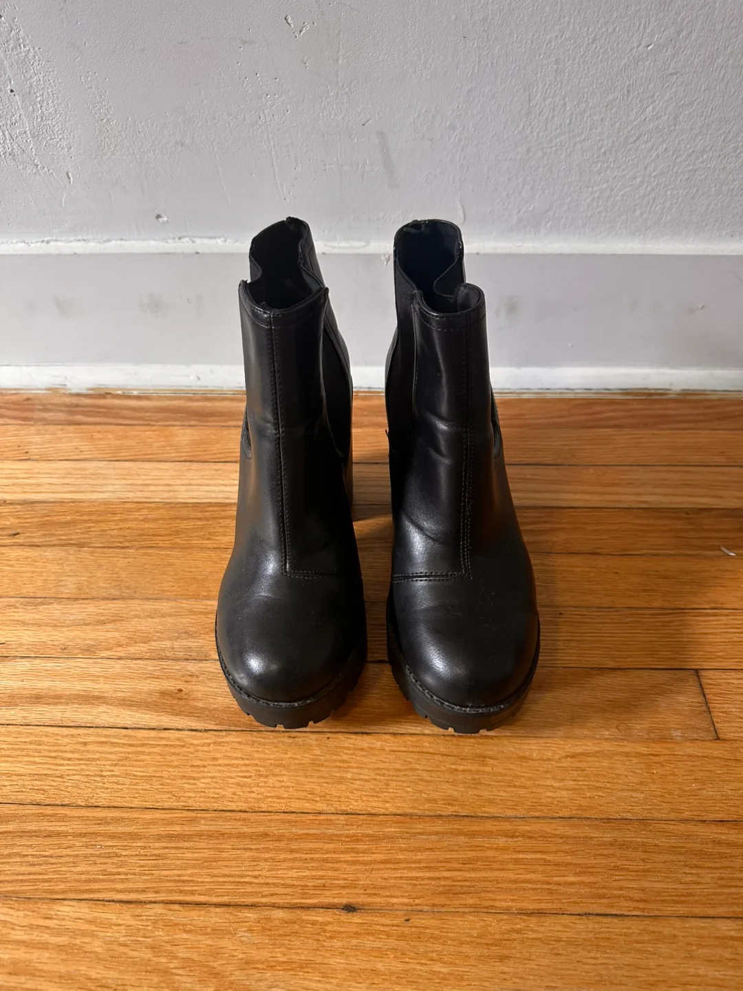 Black Ankle Boots - Size 7/38 thumbnail