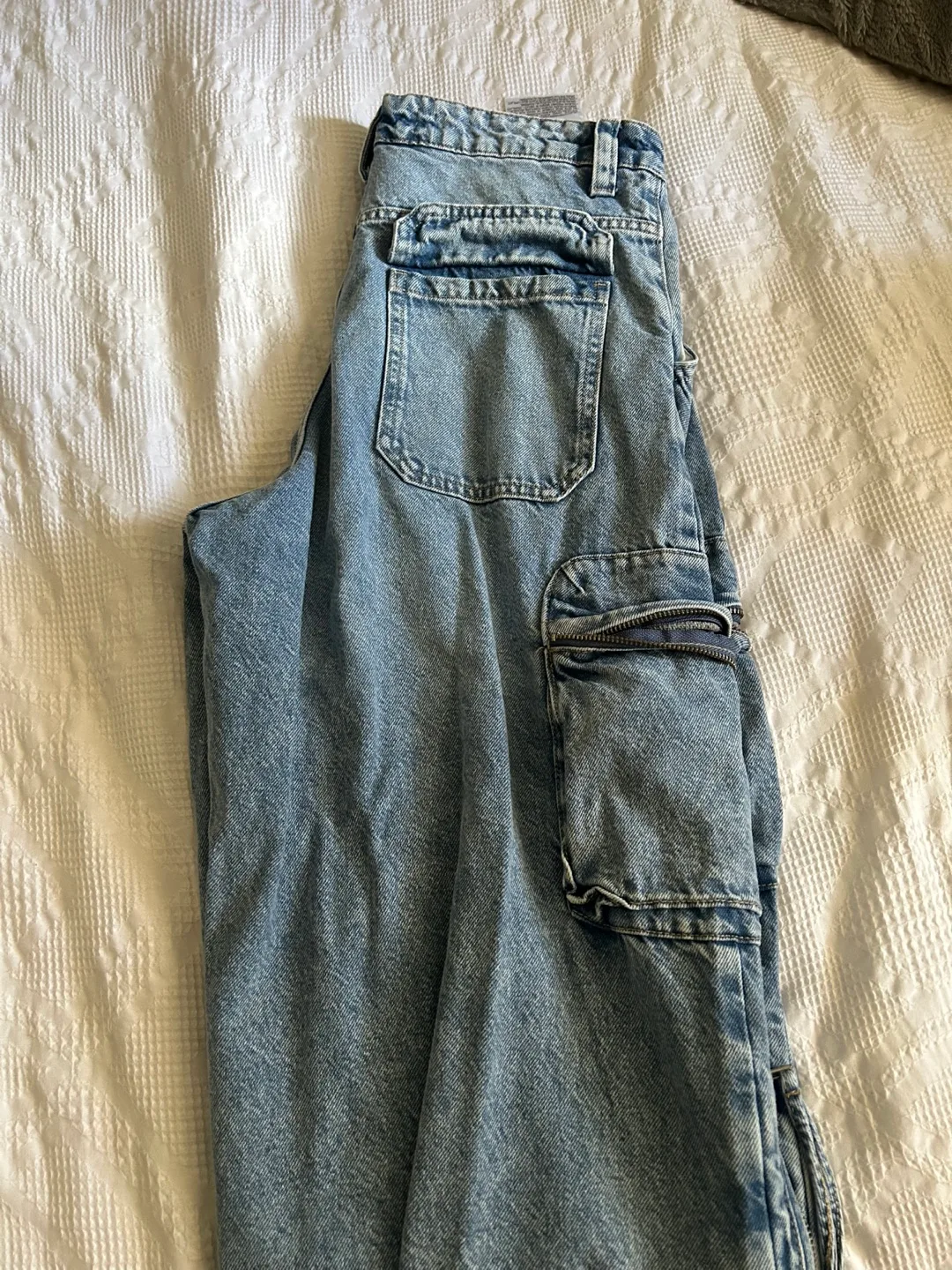 Bershka Light Blue Cargo Jeans image indicator(3)