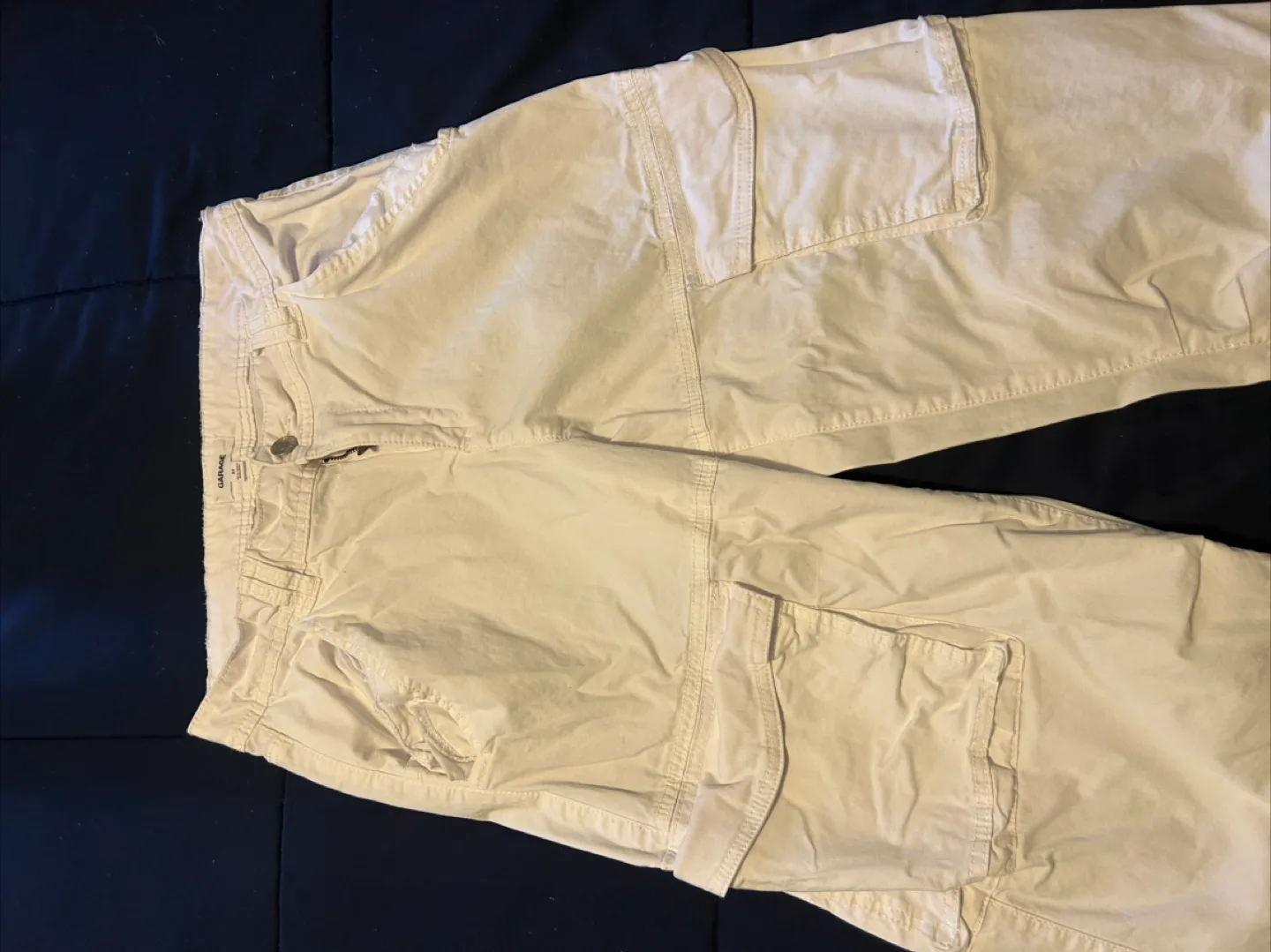 Garage White Cargo Pants image indicator(2)