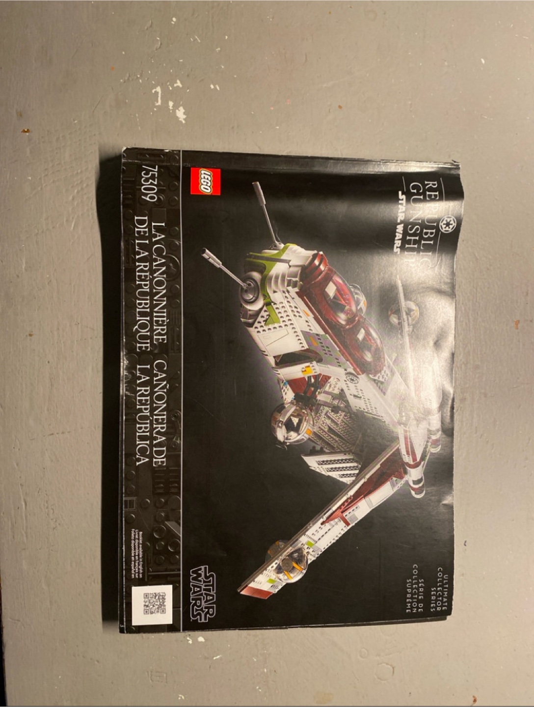 LEGO Star Wars UCS Republic Gunship 75309 - photo 3