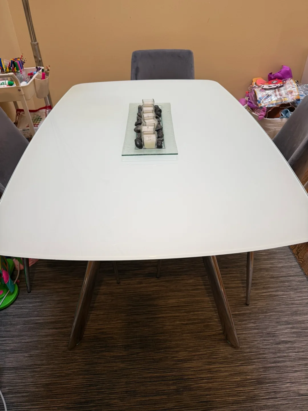 White Extendable Dining Table thumbnail