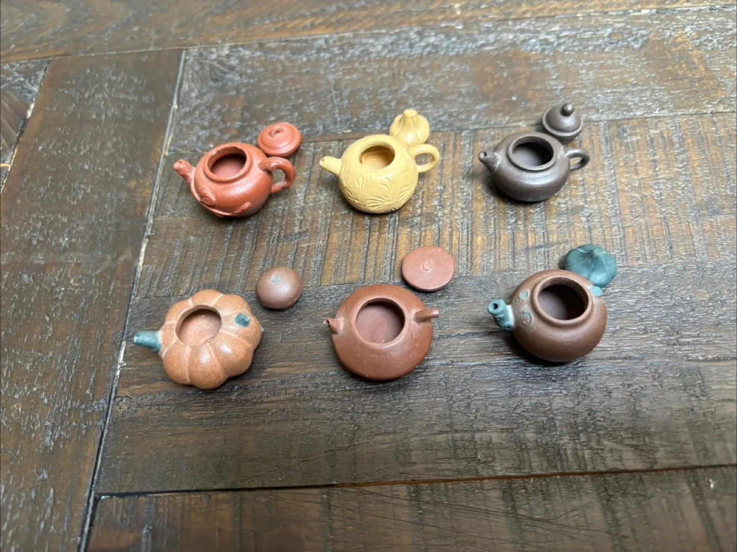 Miniature Teapot Collection with Display Stand image indicator(6)