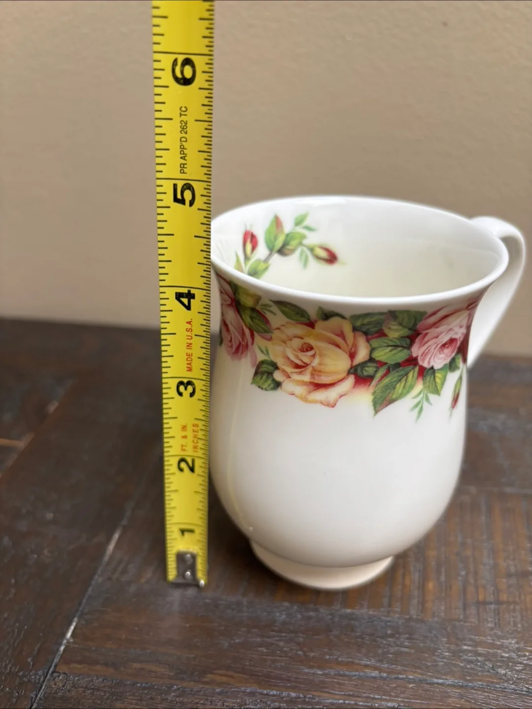 Roy Kirkham Fine Bon China Floral Mug image indicator(3)