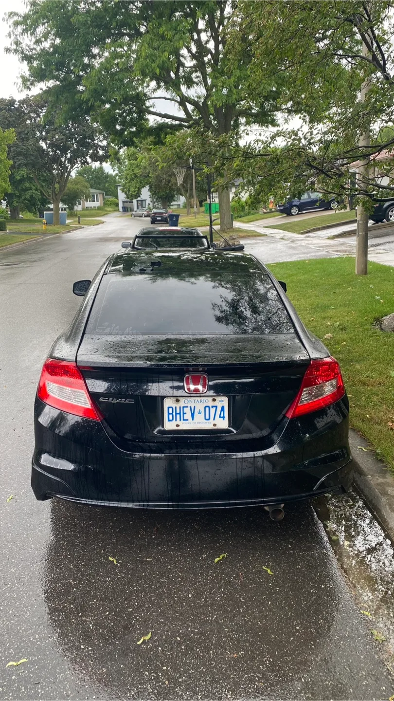 Black Honda Civic Coupe 2012 M/T image indicator(2)