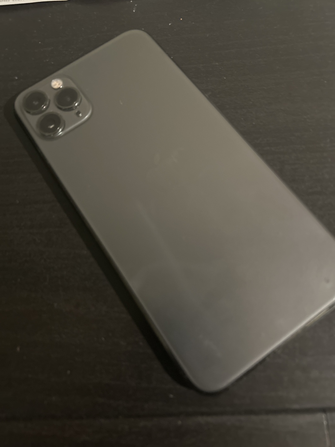 iPhone 11 Pro - photo 2