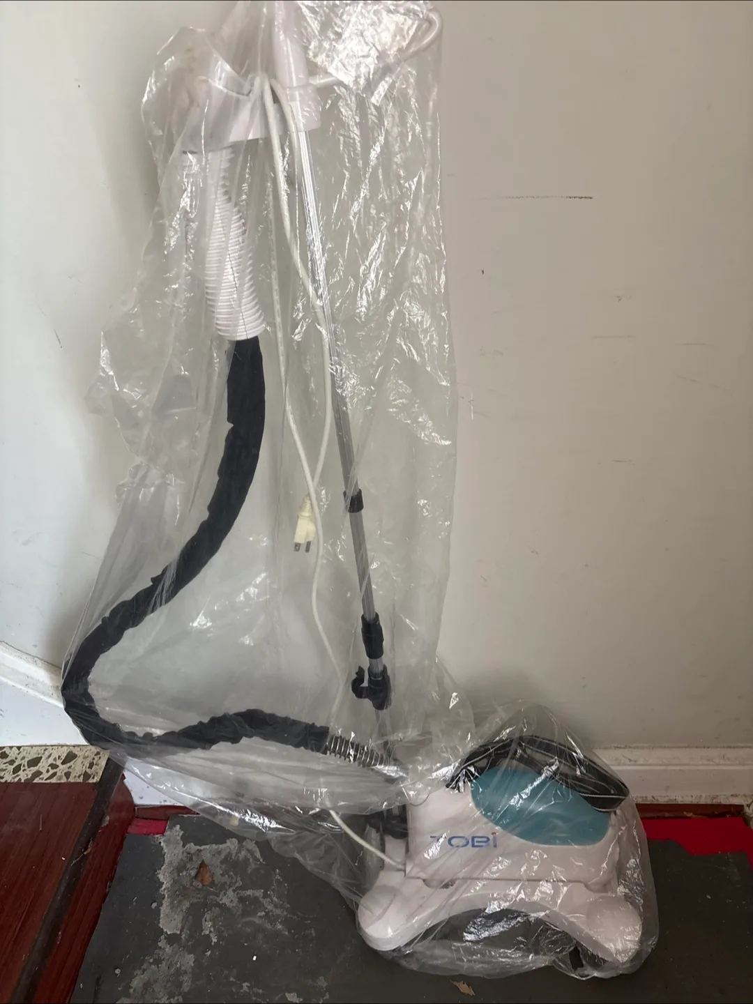 Tobi Garment Steamer thumbnail