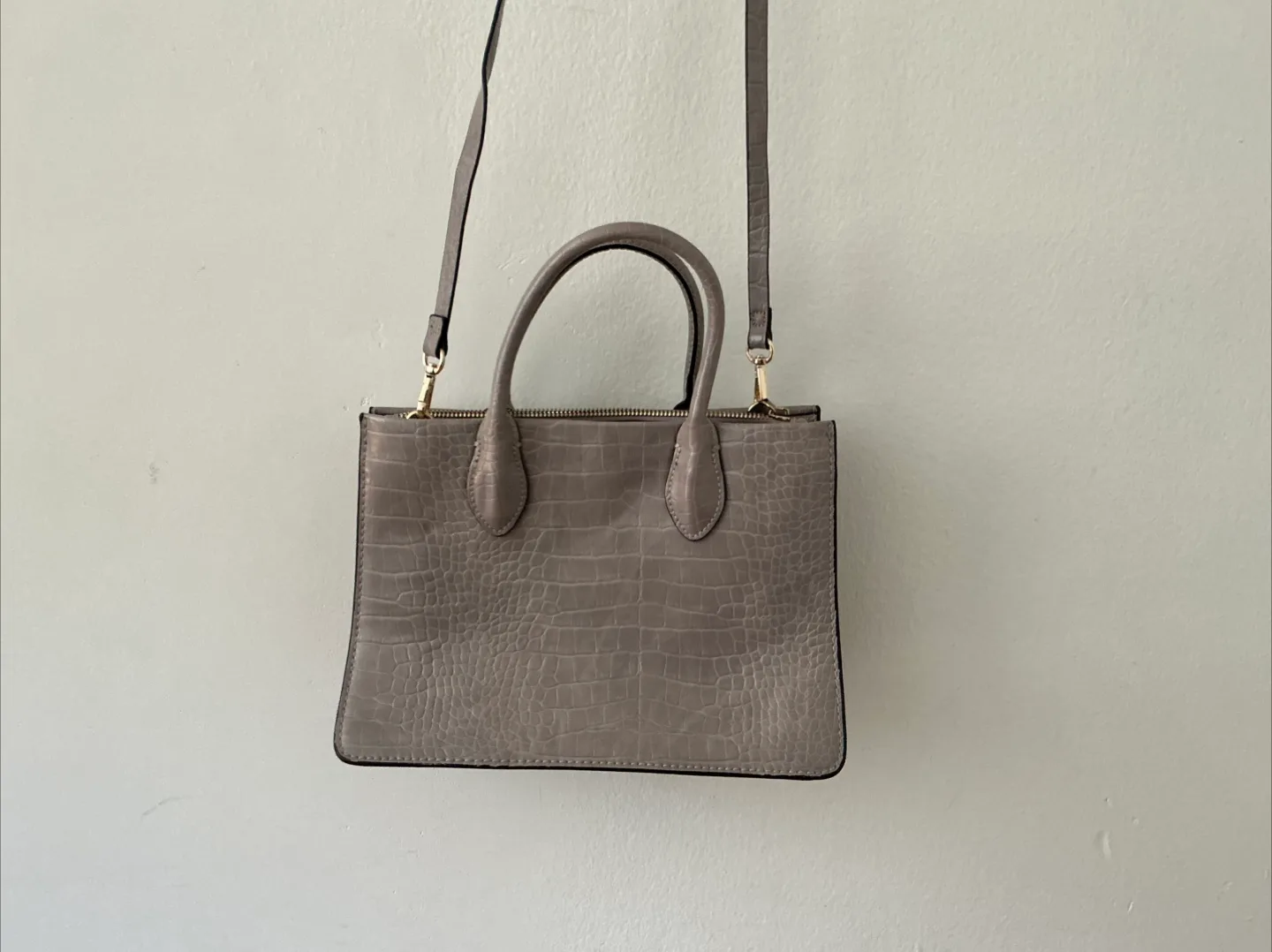 H&M lavender Faux Croc Bag thumbnail