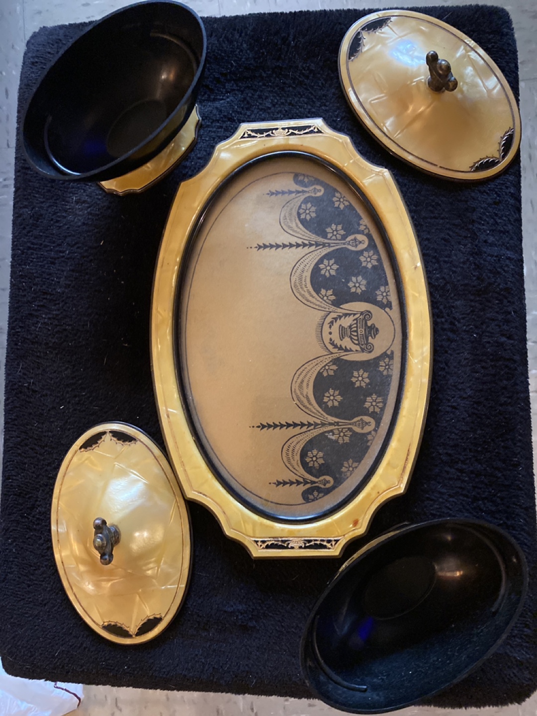 Vintage Vanity Set - photo 2