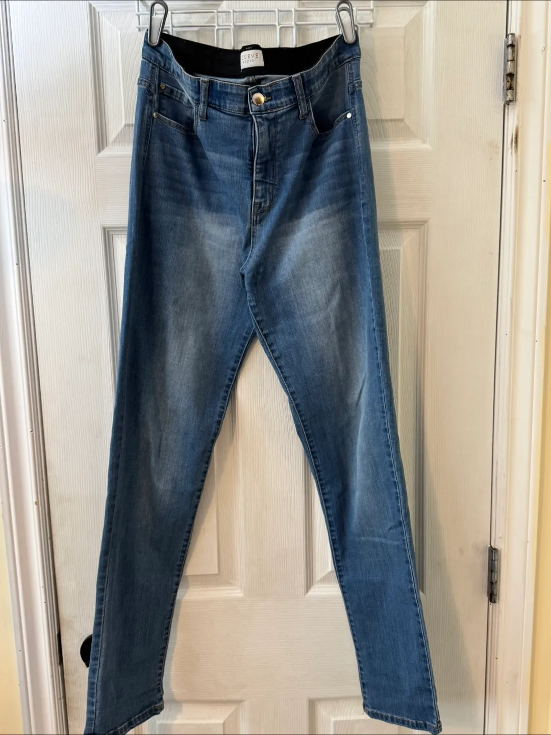 Curve Appeal Jeans - Size 6 thumbnail