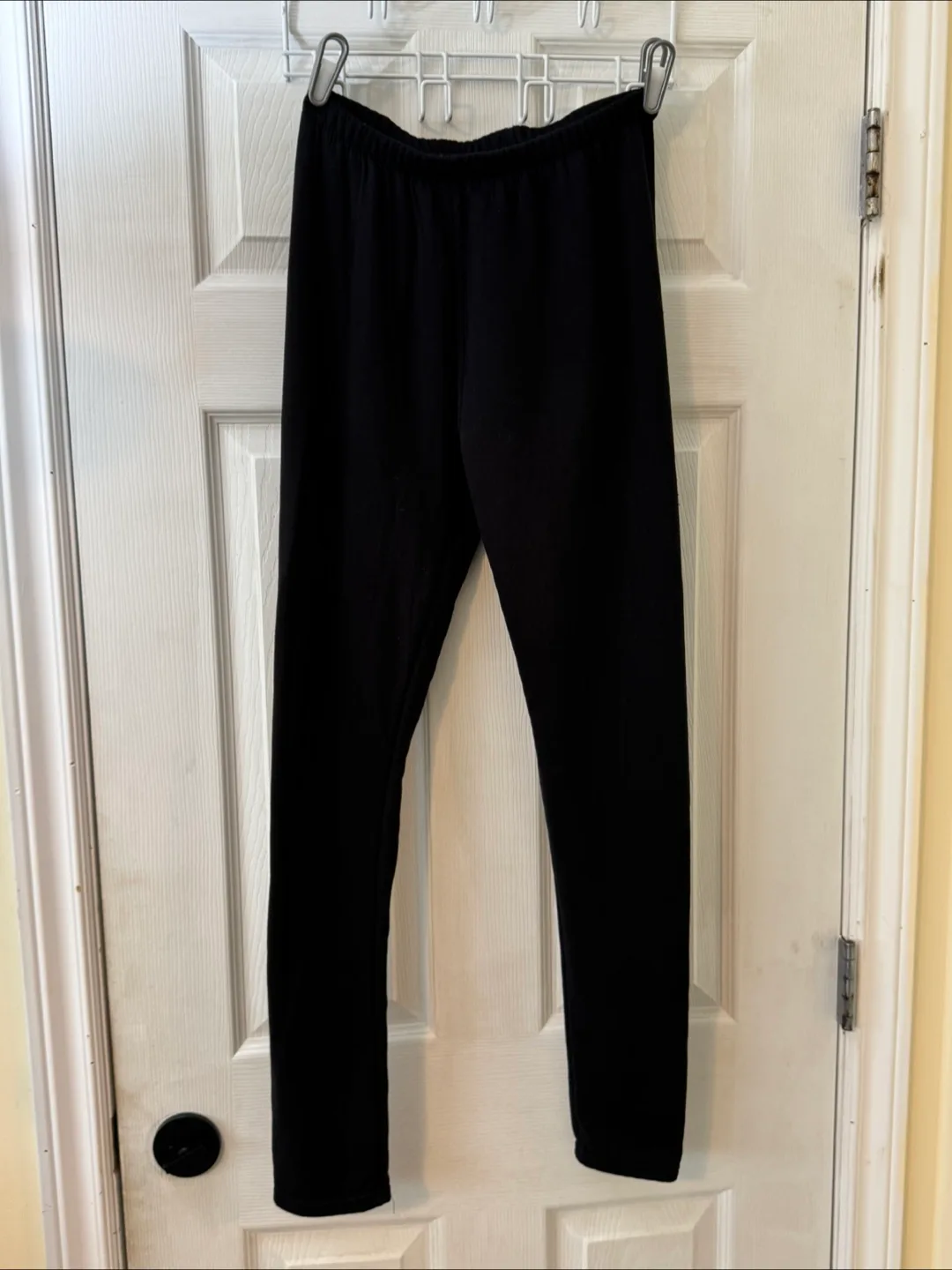 Black Leggings thumbnail