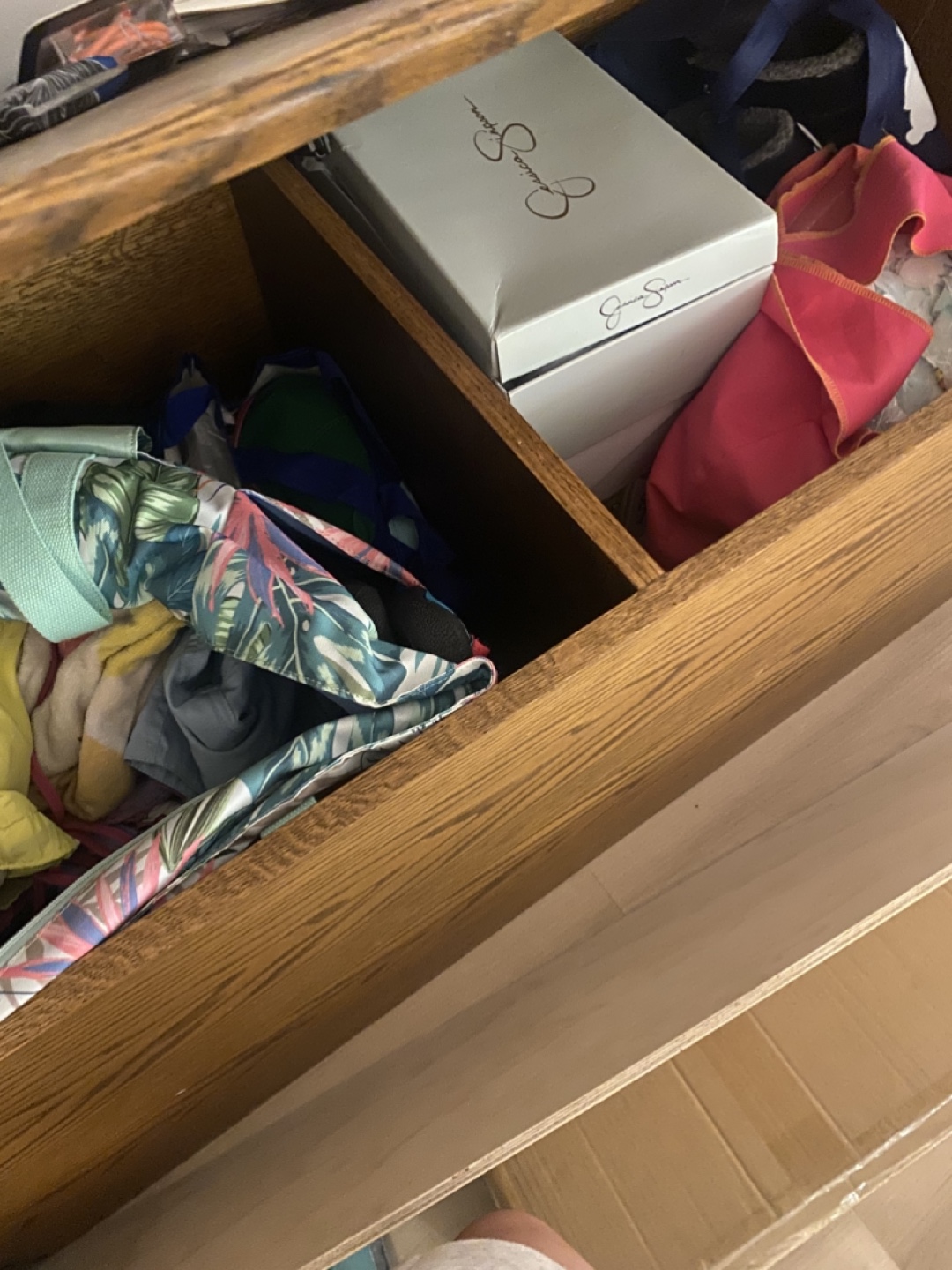 Wooden storage chest - photo 2