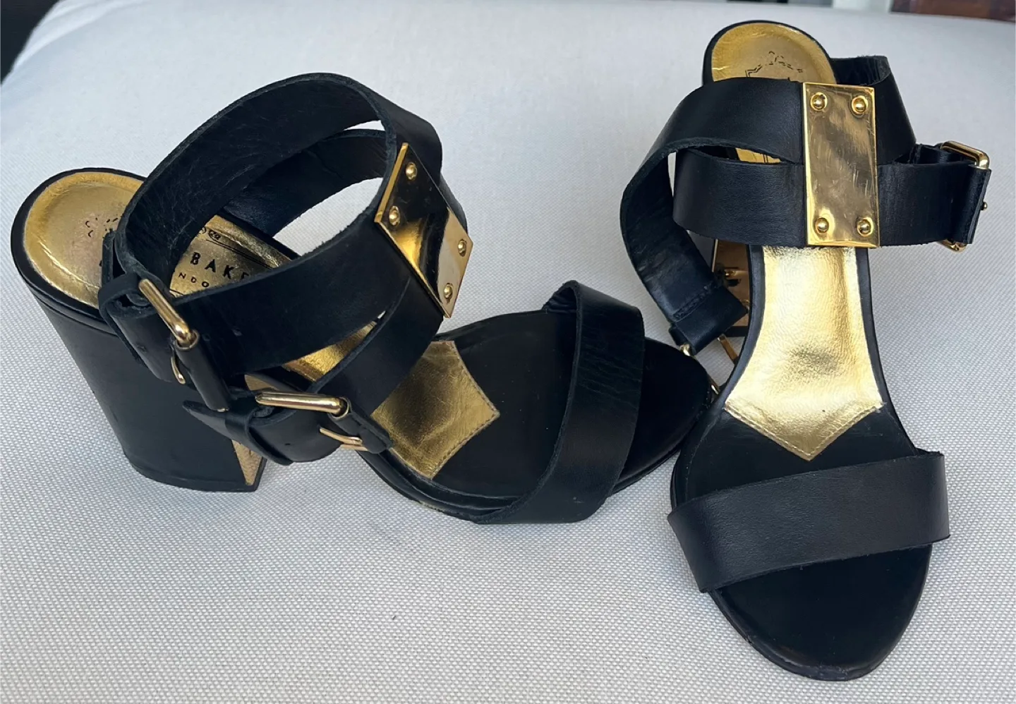 Ted Baker London Black Leather Sandals Size 6 image indicator(3)