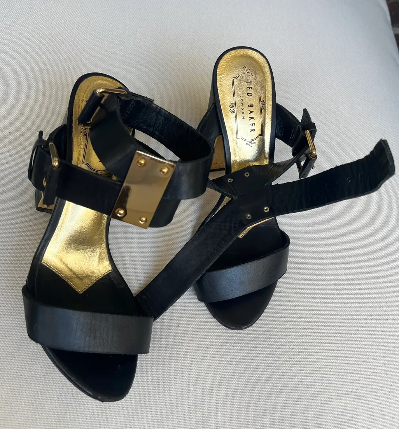 Ted Baker London Black Leather Sandals Size 6 image indicator(5)