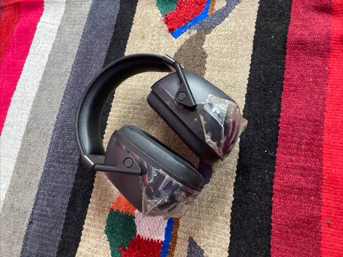 Black Earmuffs - Hearing Protection thumbnail