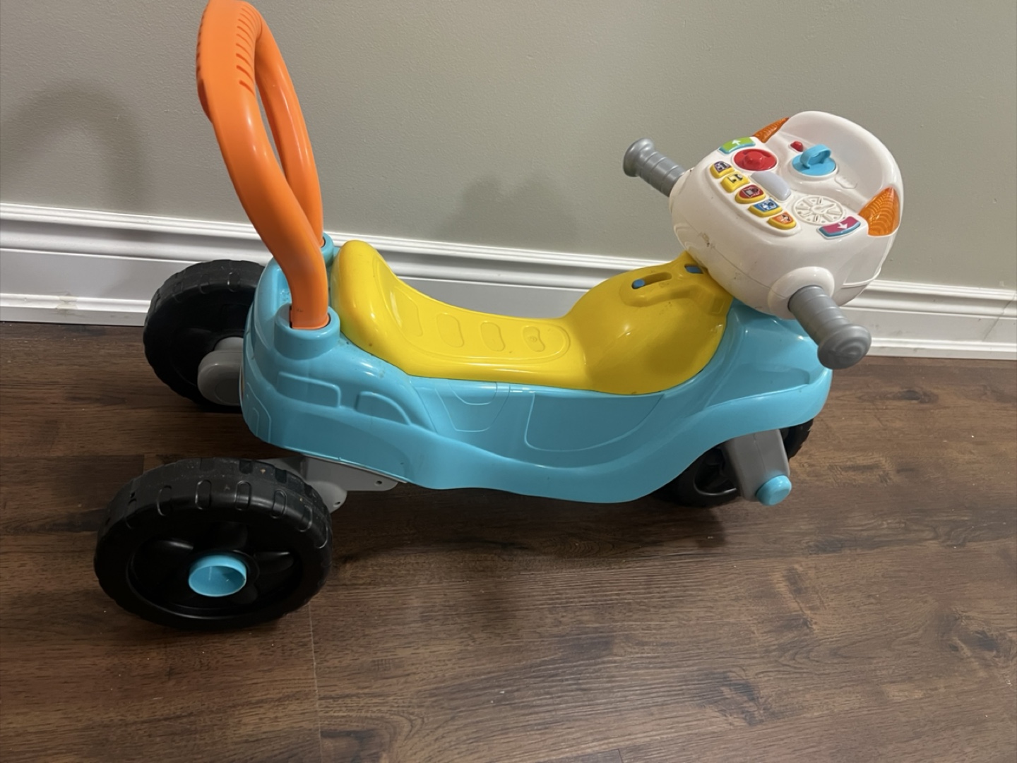 VTech 3-in-1 Step & Roll Motorbike - photo 2