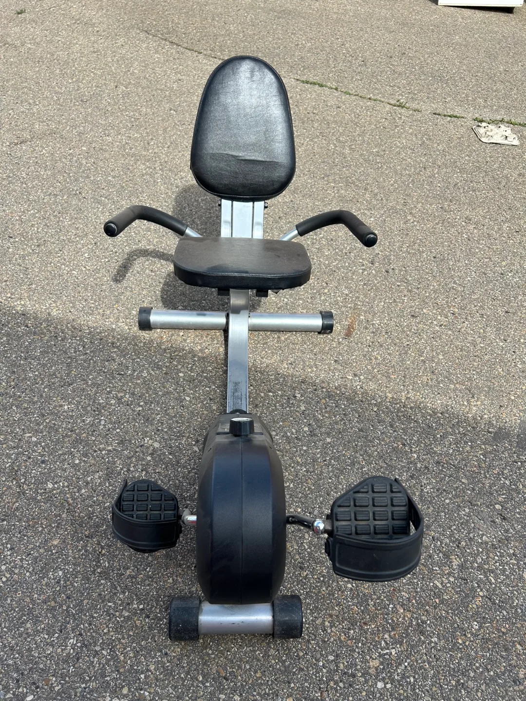 Free Spirit Recumbent Exercise Bike thumbnail