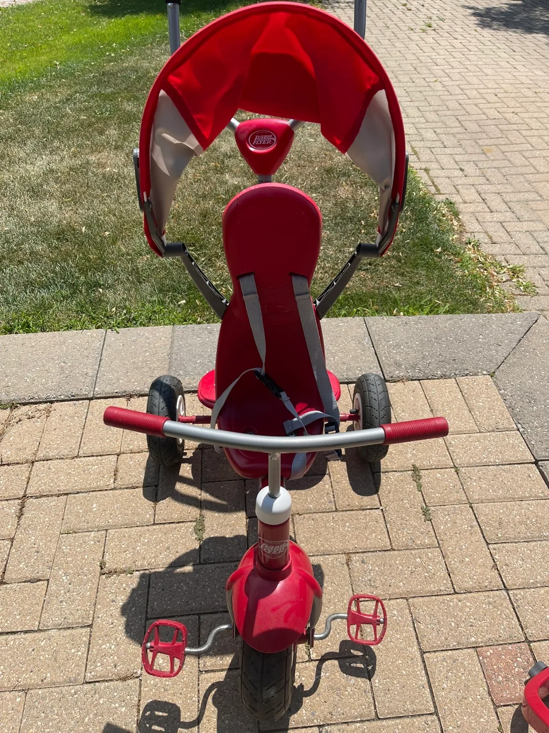 Radio Flyer 4-in-1 Stroll 'N Trike in great condition image indicator(3)