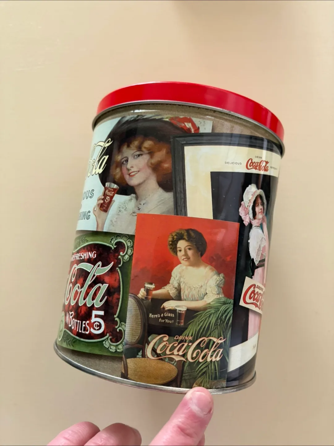 Coca-Cola Puzzle in Tin thumbnail