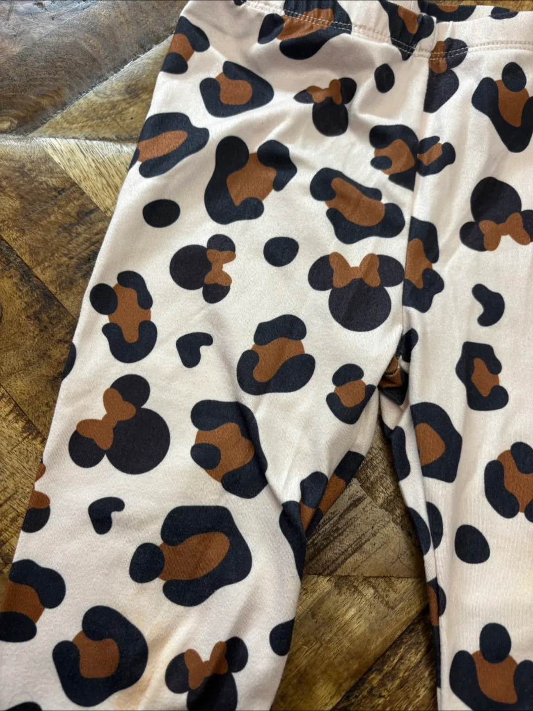 Disney Minnie Mouse Outfit - Size 3T image indicator(4)