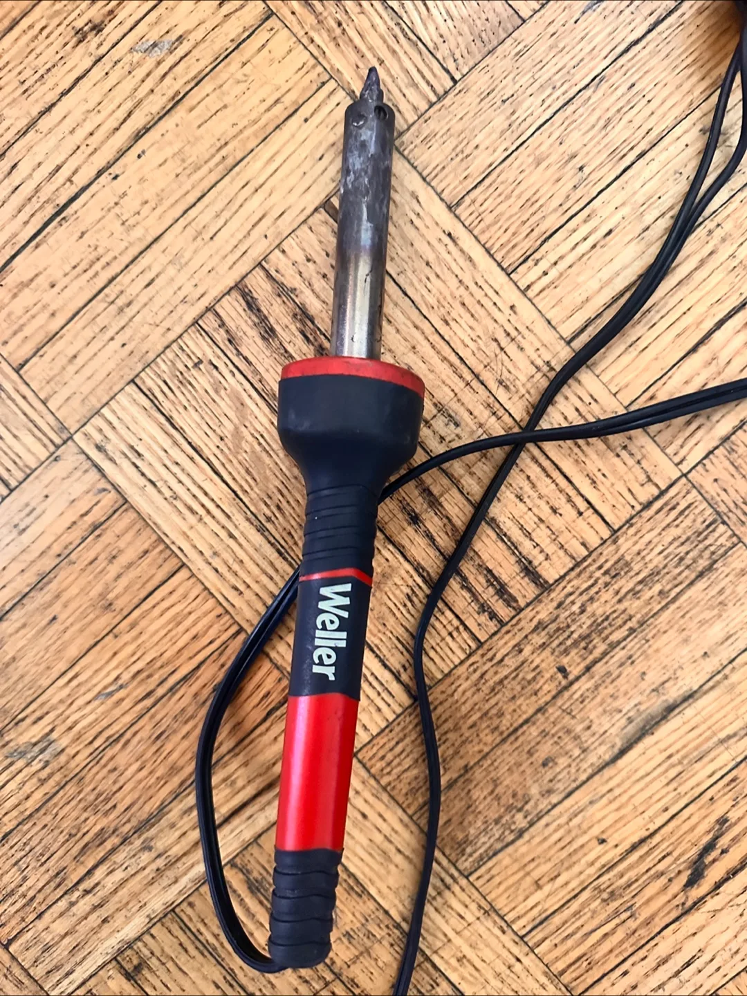 Weller Soldering Iron thumbnail