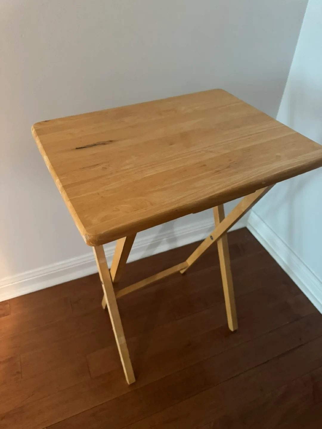 Wooden Folding Table image indicator(2)