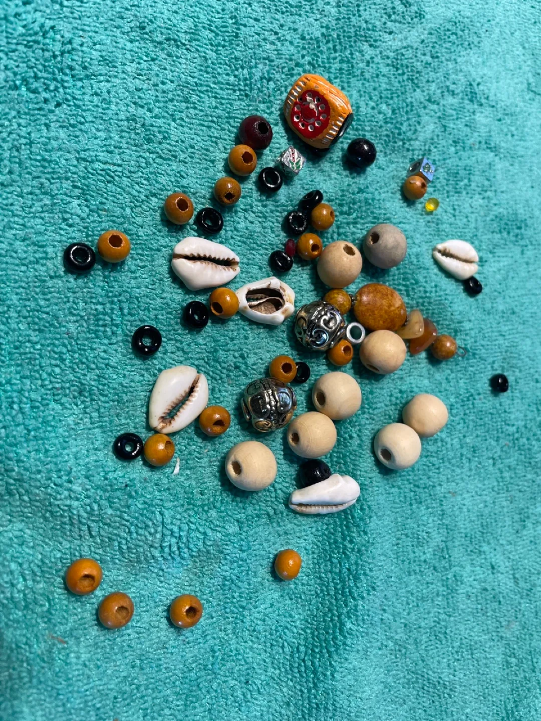 Assorted Craft Beads and Shells thumbnail