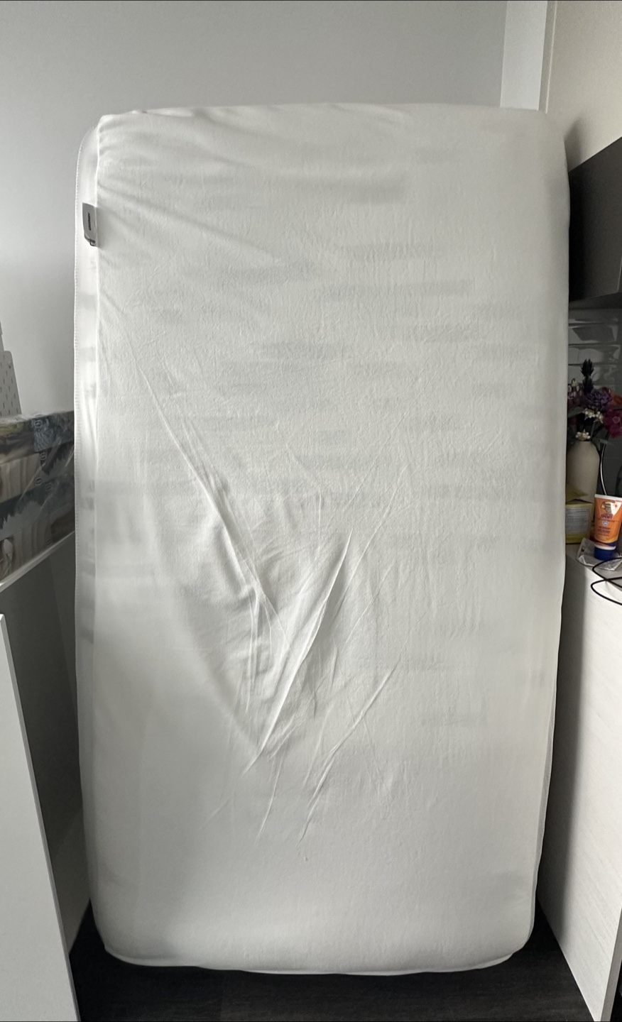 Zinus - Twin size hybrid mattress (10 inch) - photo 3