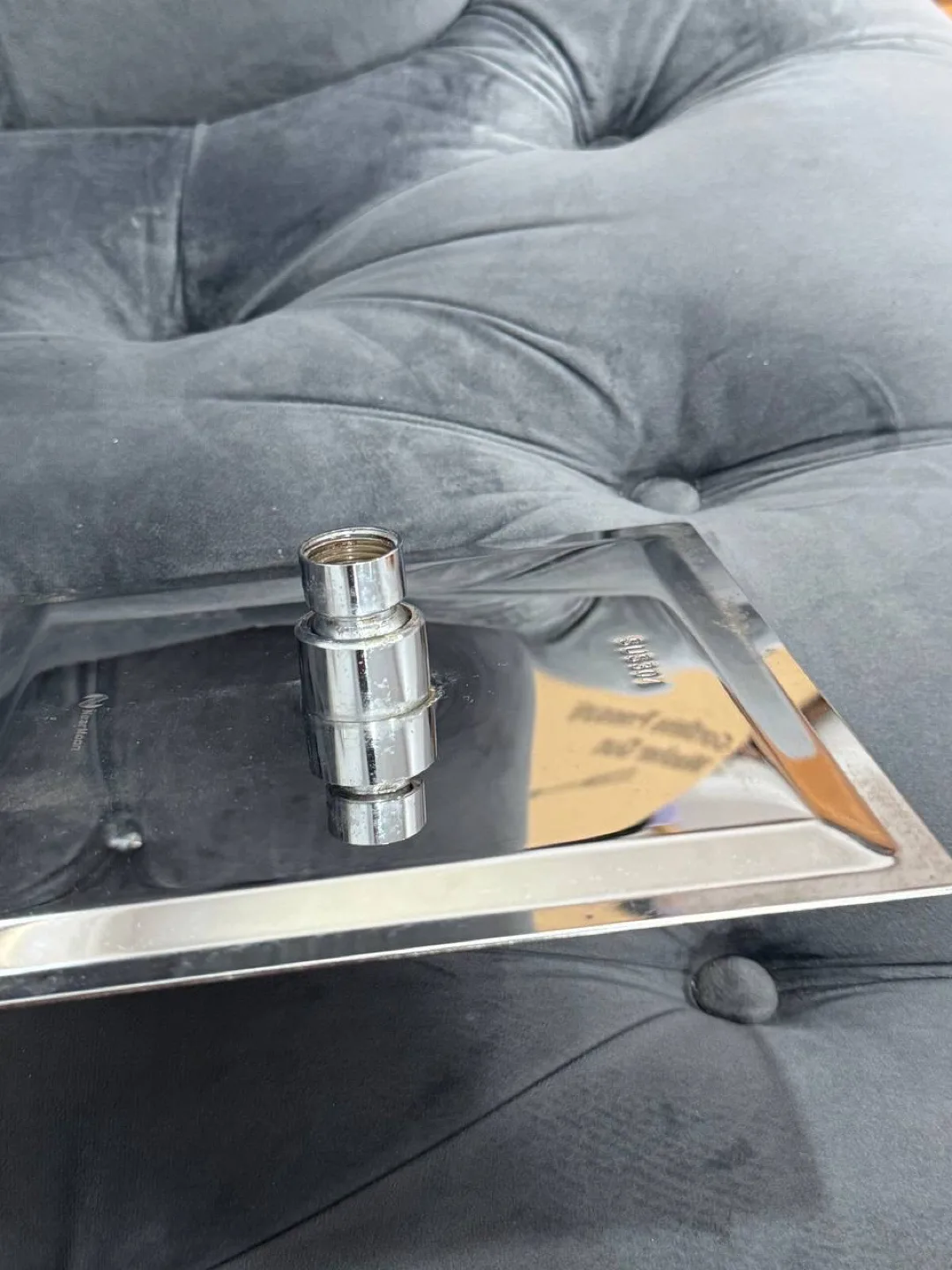 Square Chrome Shower Head image indicator(2)