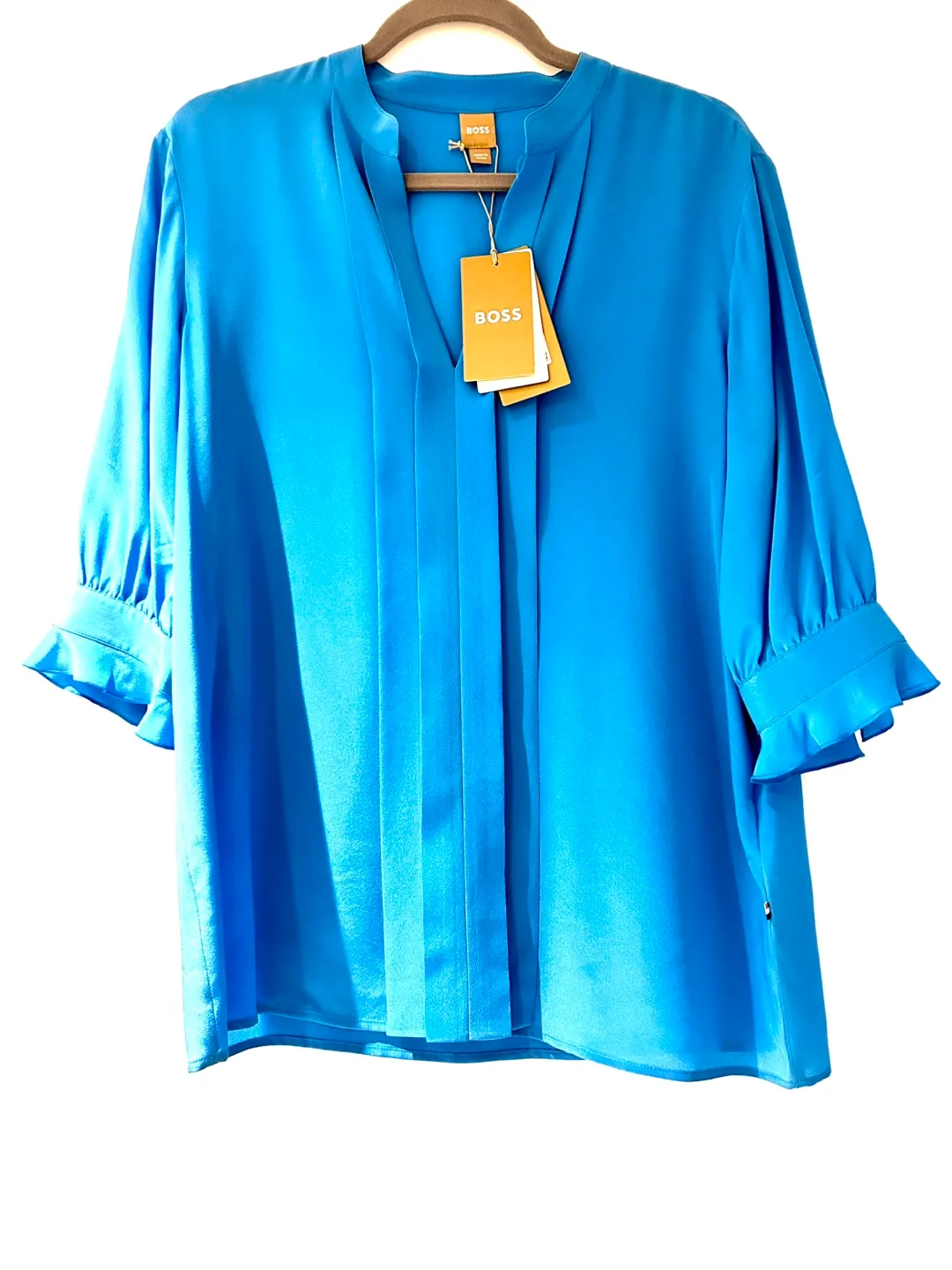 New BOSS Blue Blouse image indicator(2)