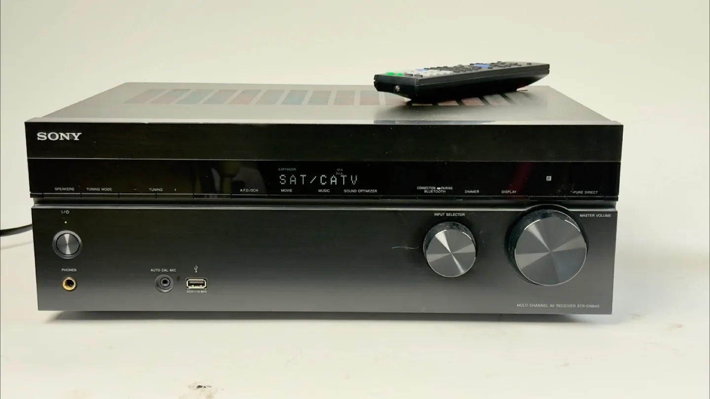 Sony STR-2000 Multi Channel AV Receiver thumbnail