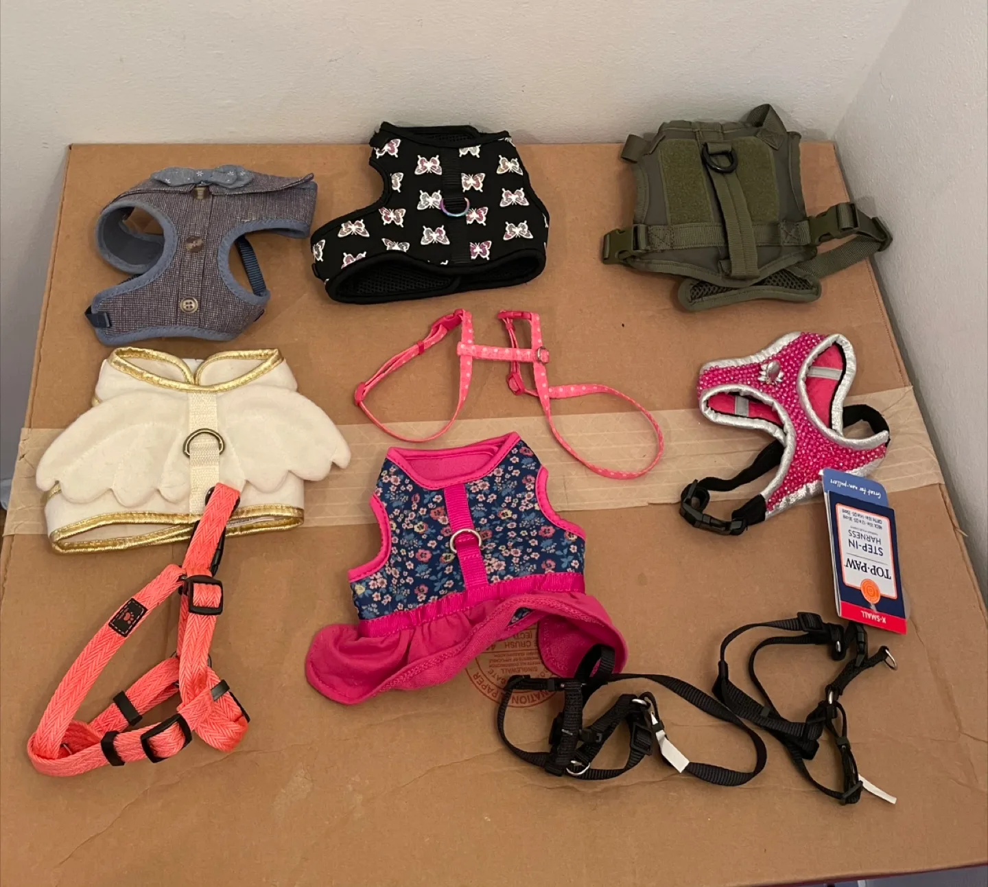XS Dog Harnesses Lot thumbnail