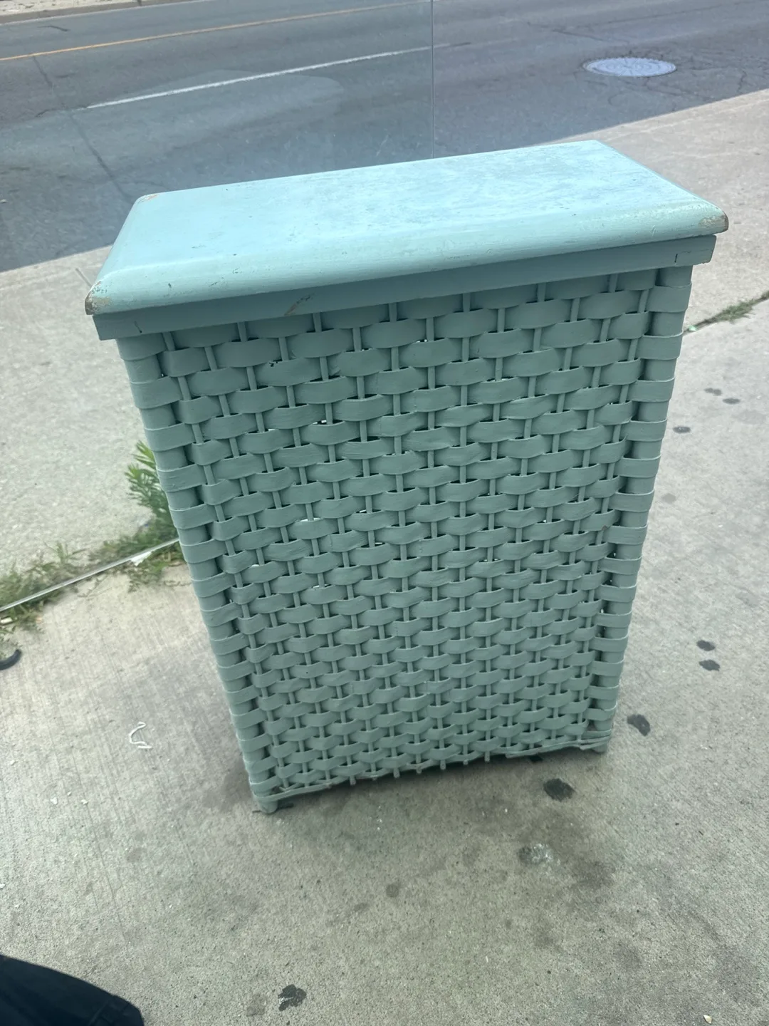 Wicker Laundry Hamper with Lid - Light Blue thumbnail