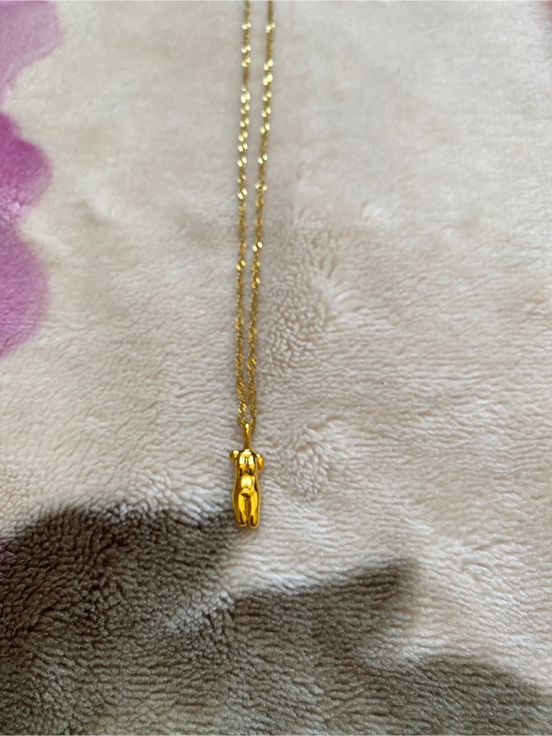 Gold Body Pendant Necklace thumbnail