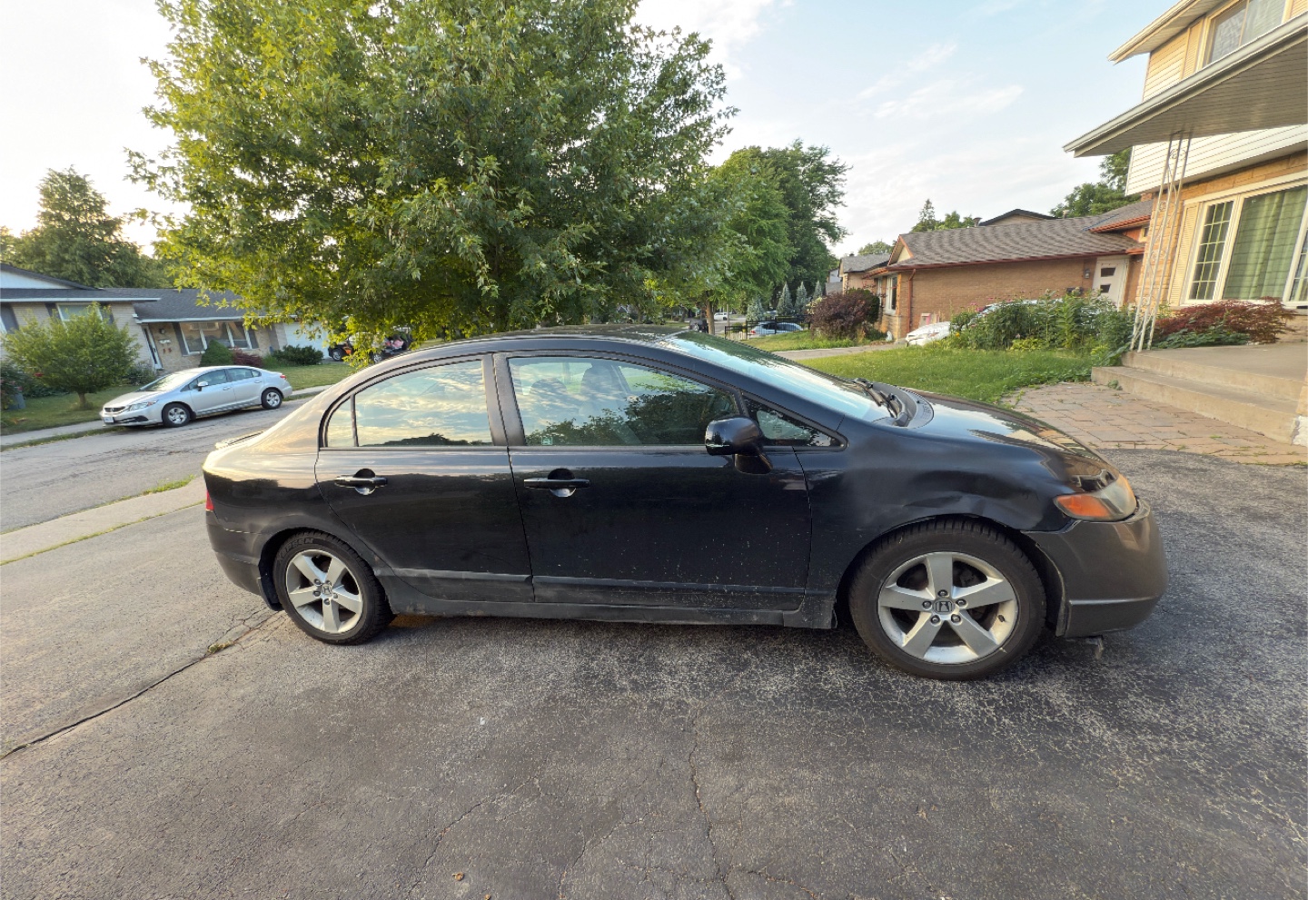 🚗 2008 Honda Civic – Only $1000 💸 With Brand New Winter Tires ❄️ - photo 4
