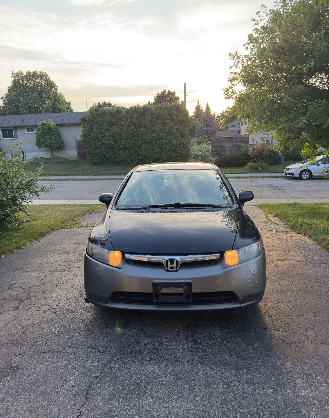 🚗 2008 Honda Civic – Only $1000 💸 With Brand New Winter Tires ❄️ - photo 2