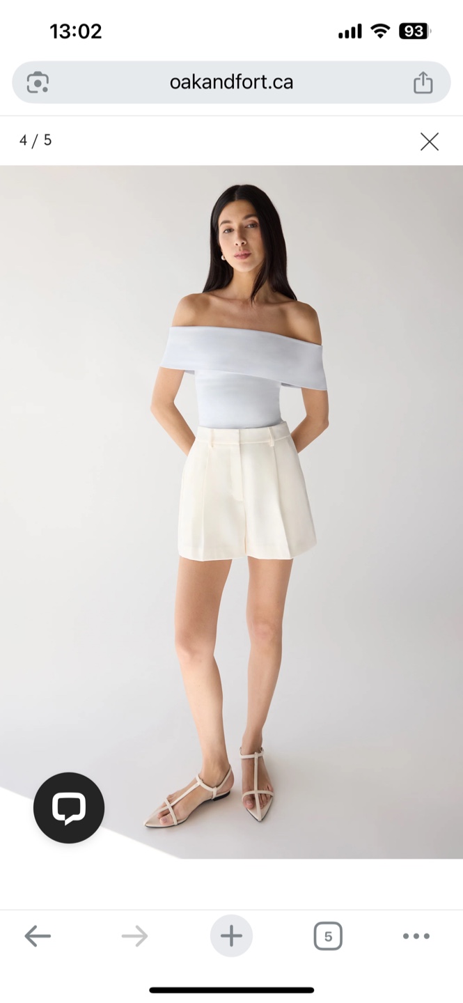 **BRAND NEW** OAK + FORT Cream Pleated Shorts - Size 4 - photo 2