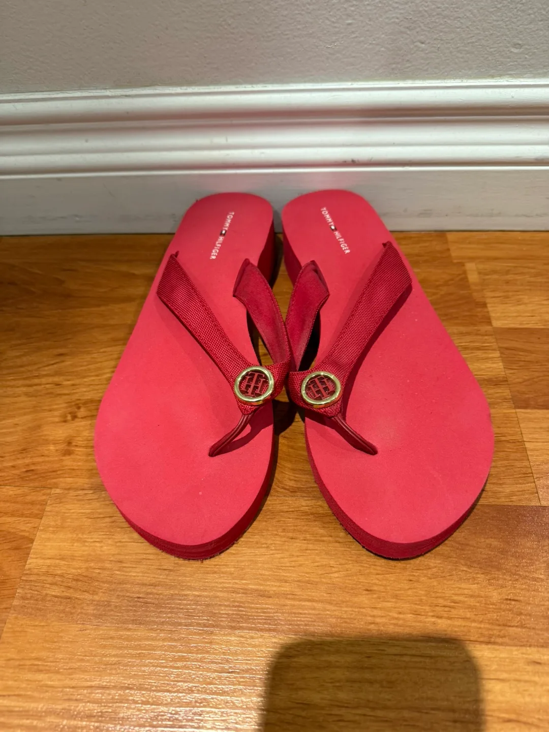 Tommy Hilfiger Red Flip Flops - Size 9M thumbnail