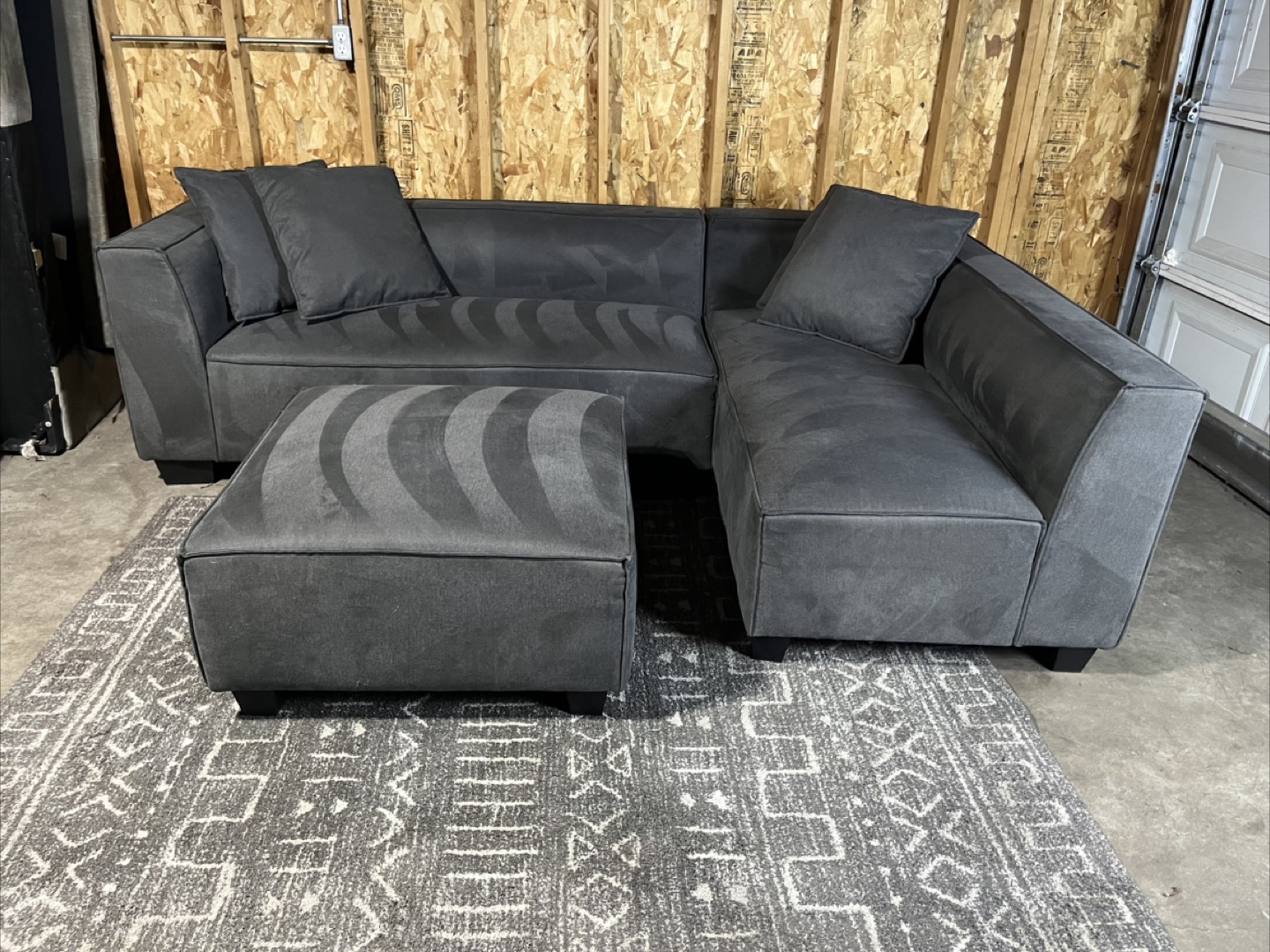 FREE DELIVERY- Gray Sectional Sofa w/ Ottoman