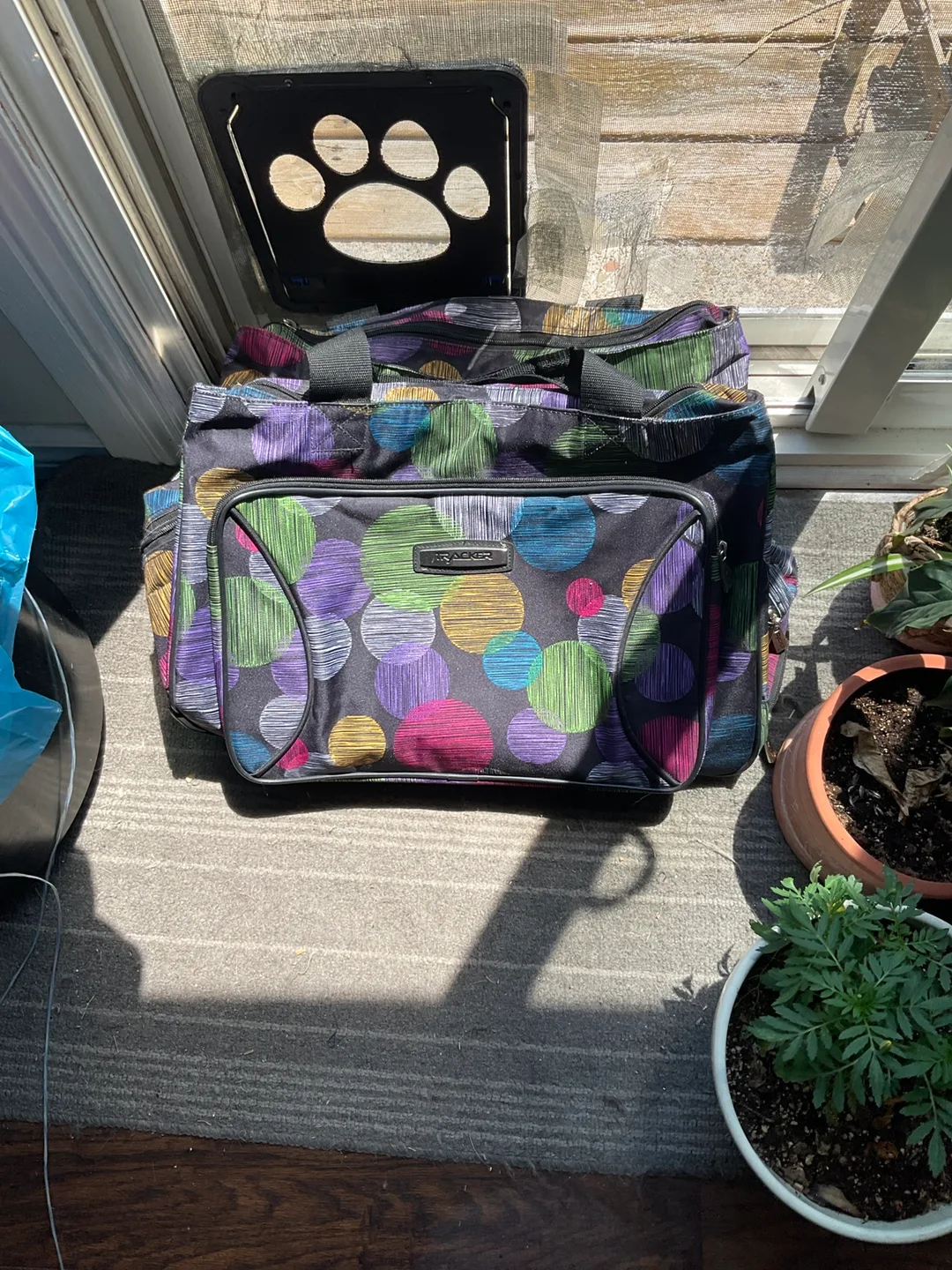 Tracker Rolling Craft Tote Bag image indicator(3)