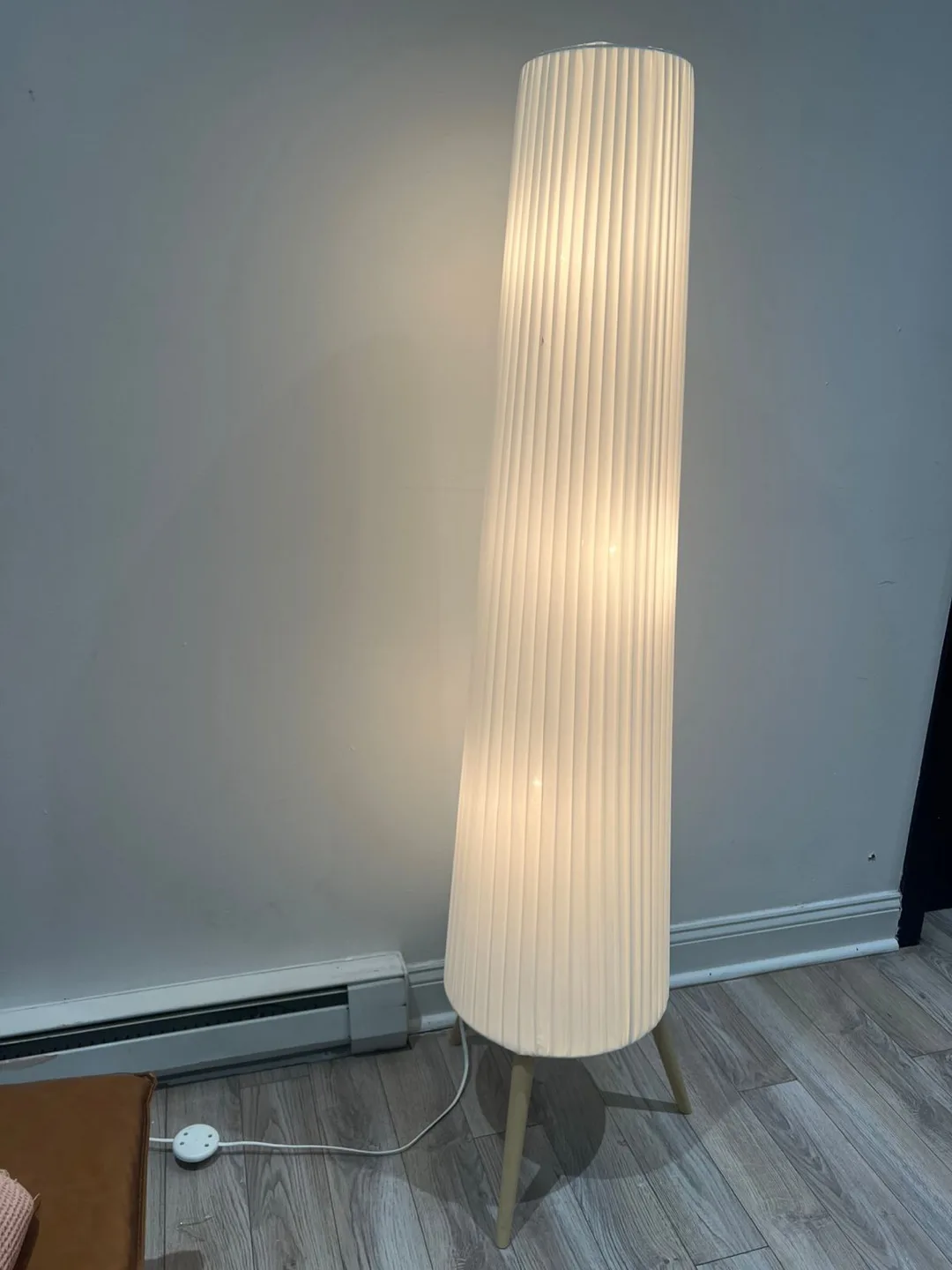 IKEA Holmo Floor Lamp thumbnail