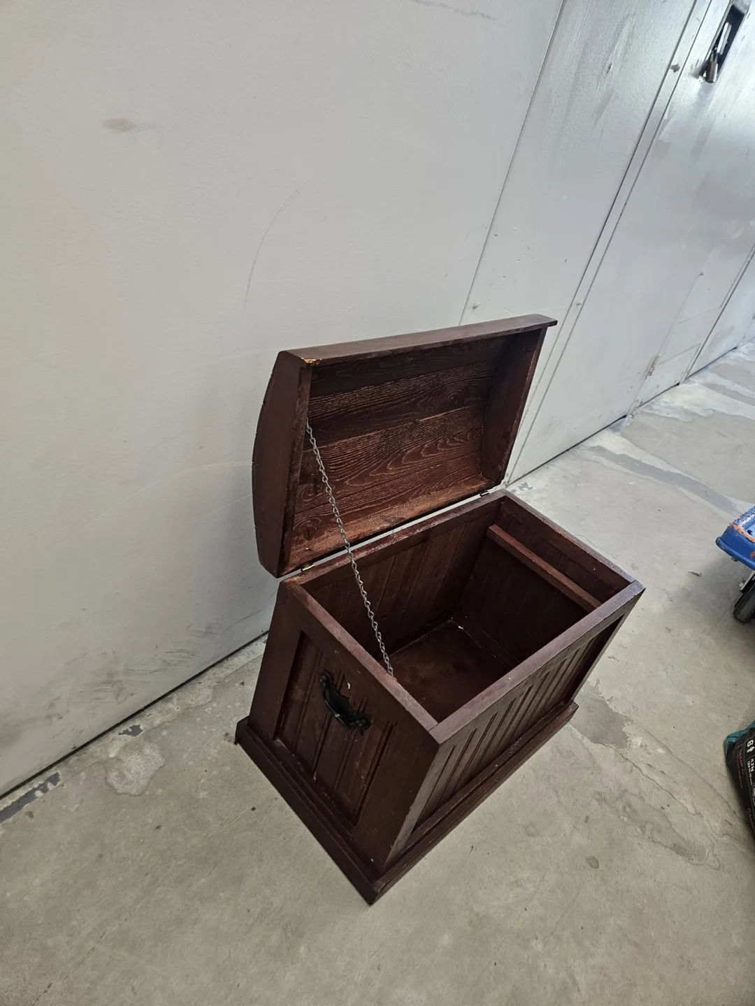 Wooden Storage Trunk image indicator(4)