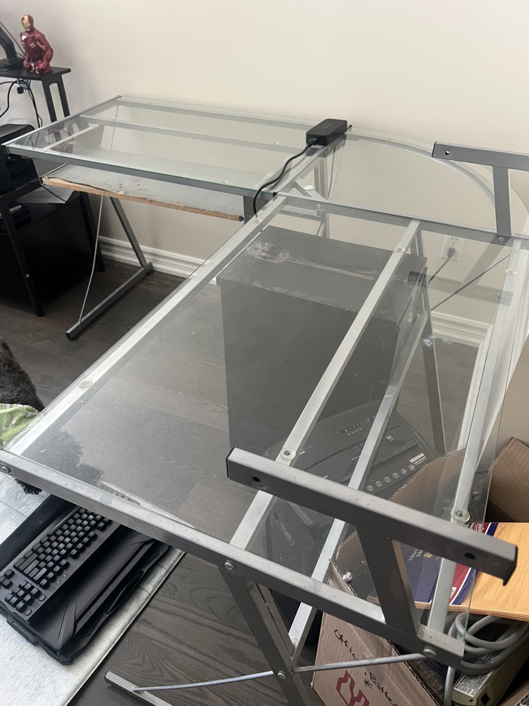 Glass Top Desk L-Shape - photo 2