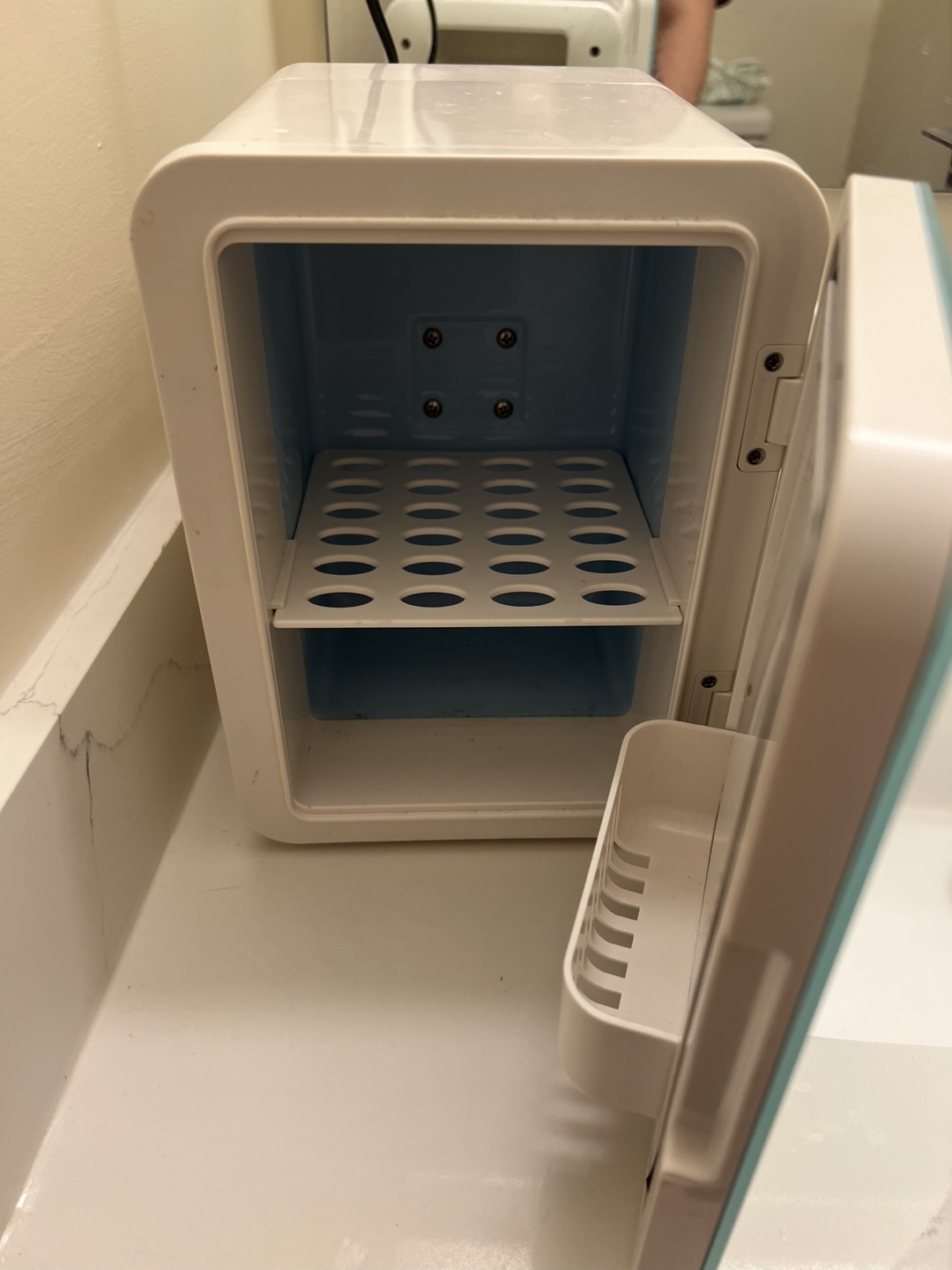 The Cosmetics Fridge - Mini Fridge - photo 2