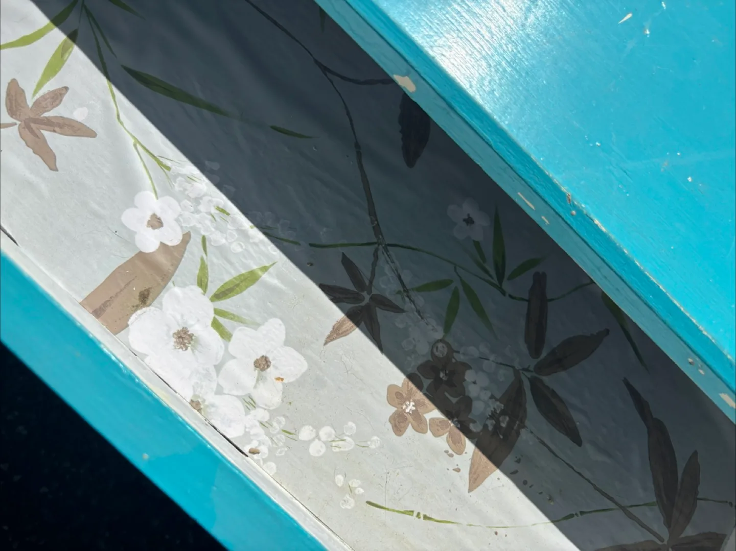 Turquoise Side Table with Shelf image indicator(9)