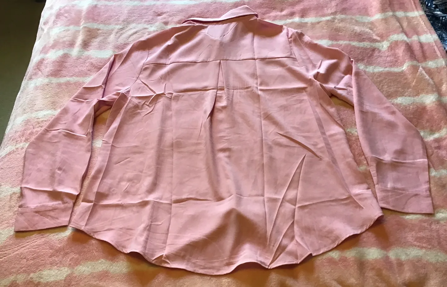 🤩 NEW Women's Blouse XXL image indicator(4)