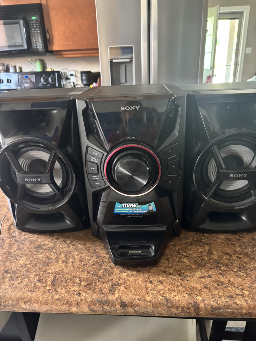 Sony Stereo System - CD, iPod/iPhone Dock